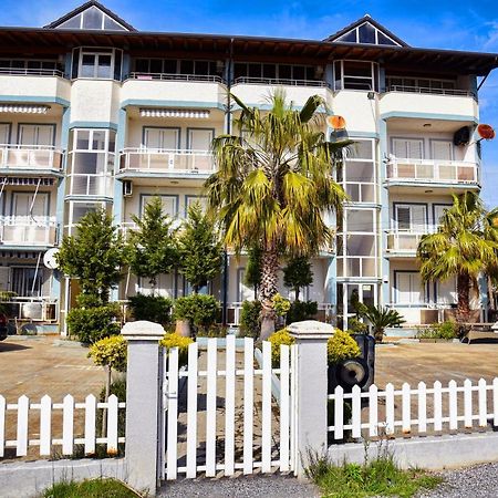 White Sea View Apartment Velipojë المظهر الخارجي الصورة